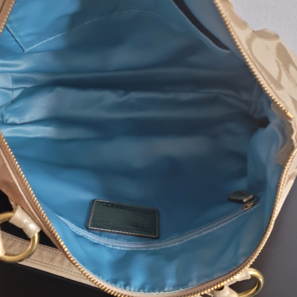 Coach Poppy Lurex Glam Signature Shoulder bag/Tote - Picture 15 of 16